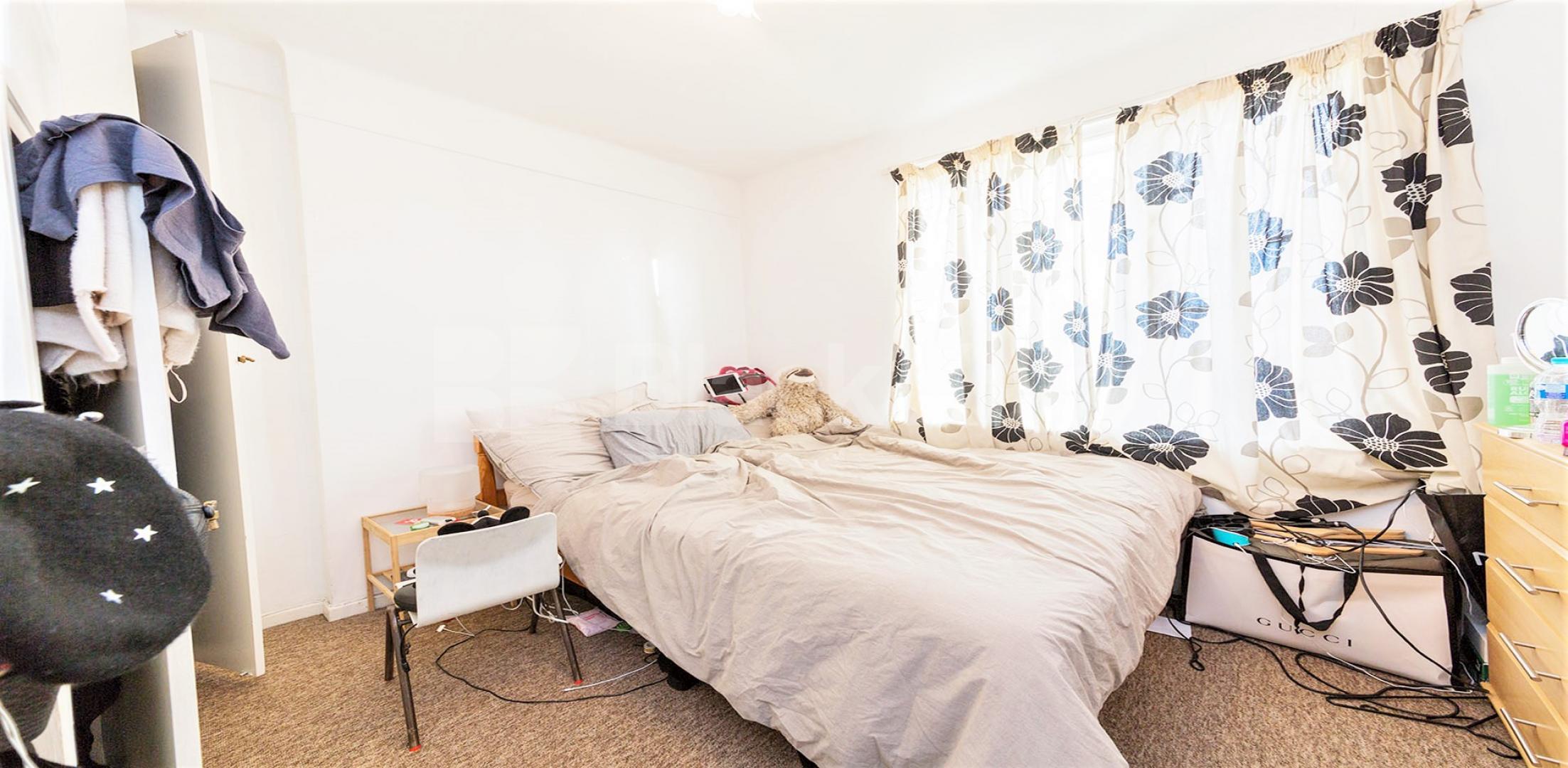 			2 Bedroom, 1 bath, 1 reception Apartment			 The Grampians, Shepherds Bush Road, SHEPHERDS BUSH